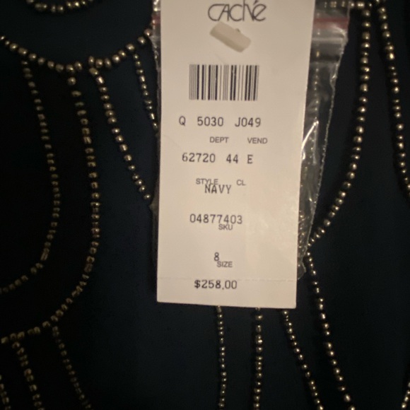 Cache Dress - Picture 2 of 9